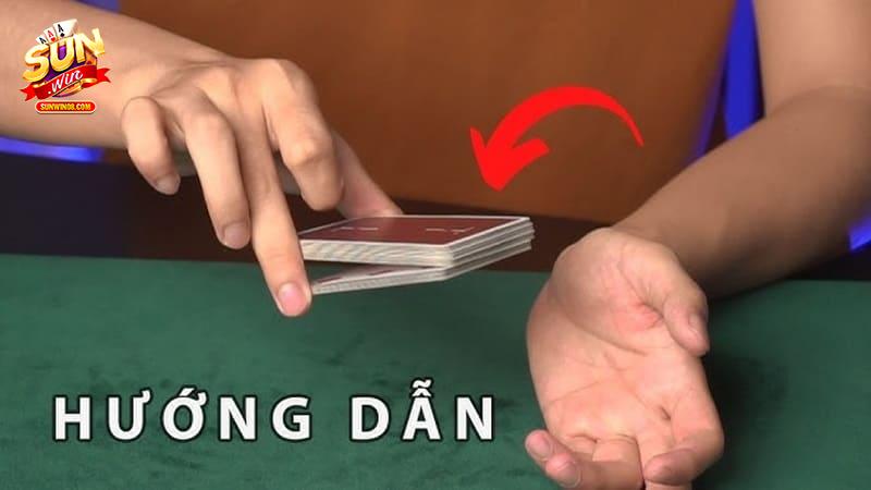 Mẹo đọc bài đối thủ trong Liêng